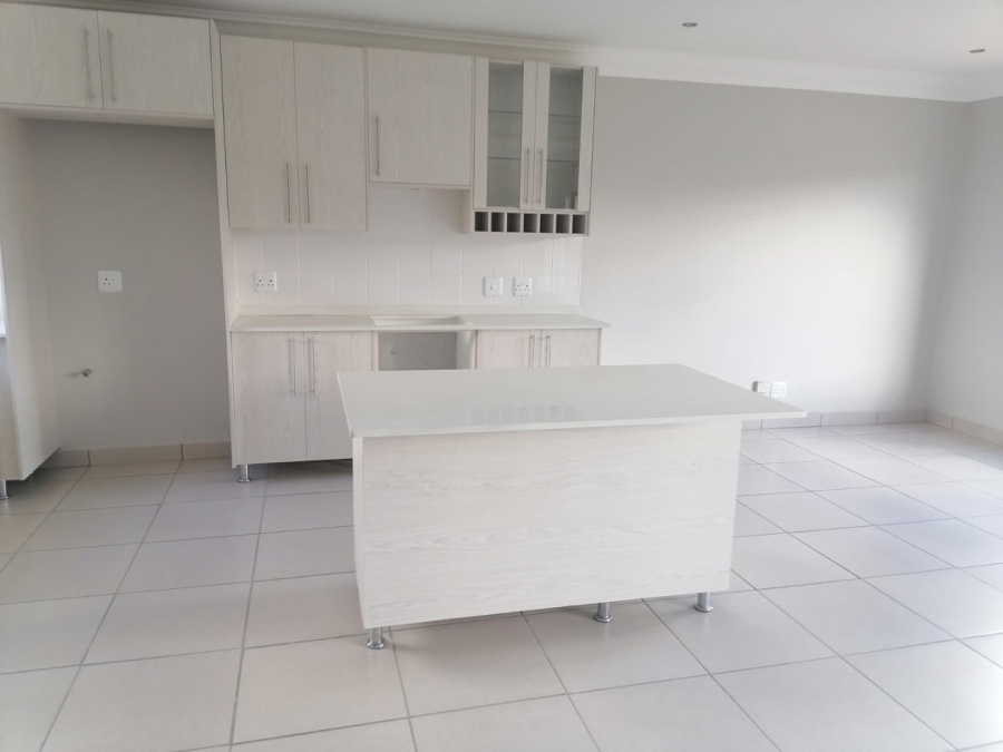 4 Bedroom Property for Sale in Bloemspruit Free State